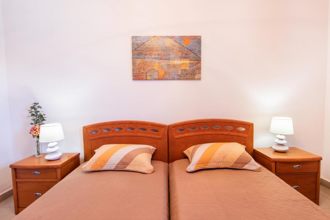 Divine Apartment Карпатос Екстериор снимка