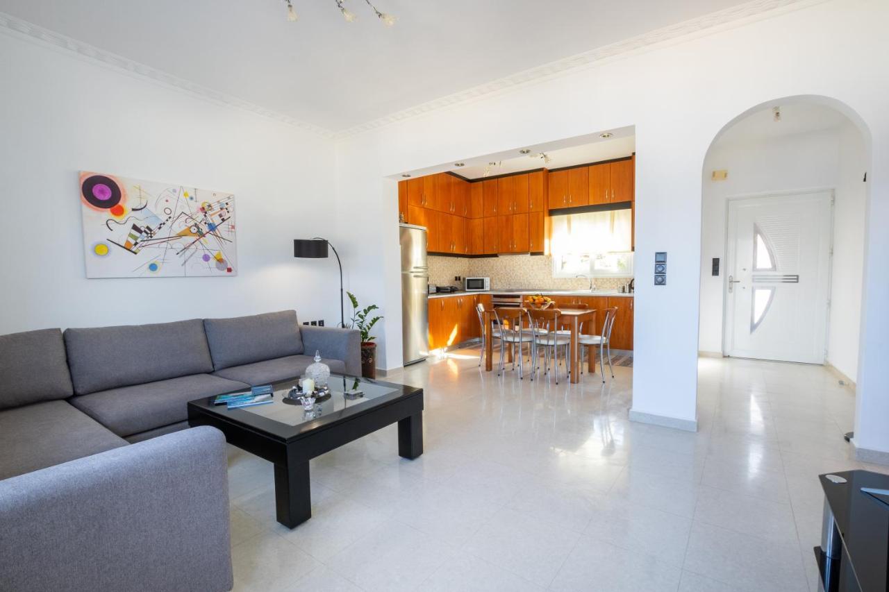 Divine Apartment Карпатос Екстериор снимка