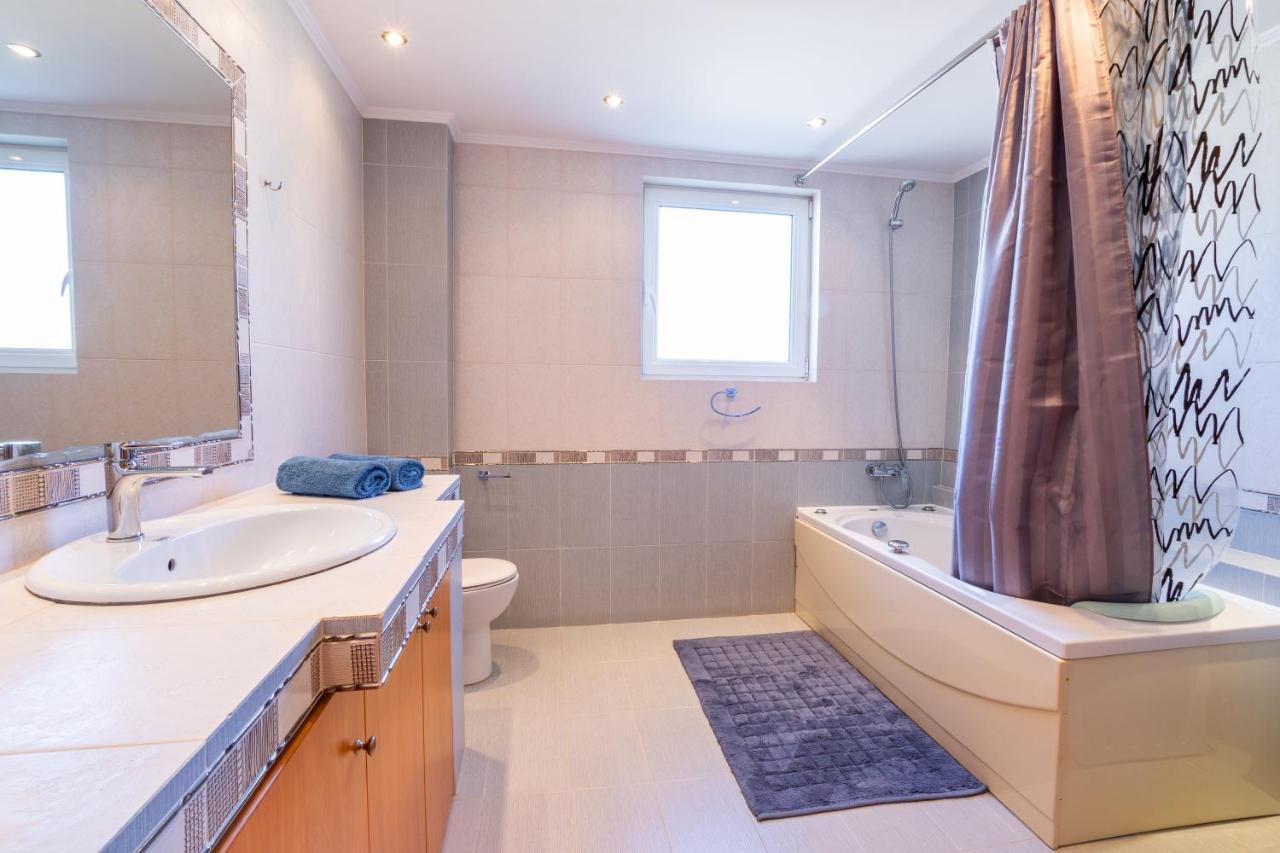 Divine Apartment Карпатос Екстериор снимка