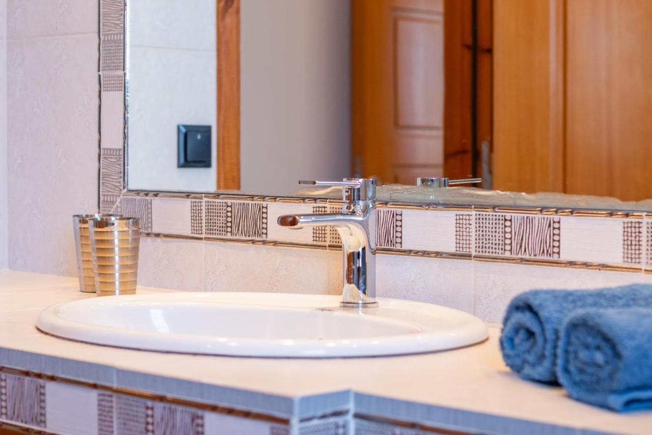 Divine Apartment Карпатос Екстериор снимка