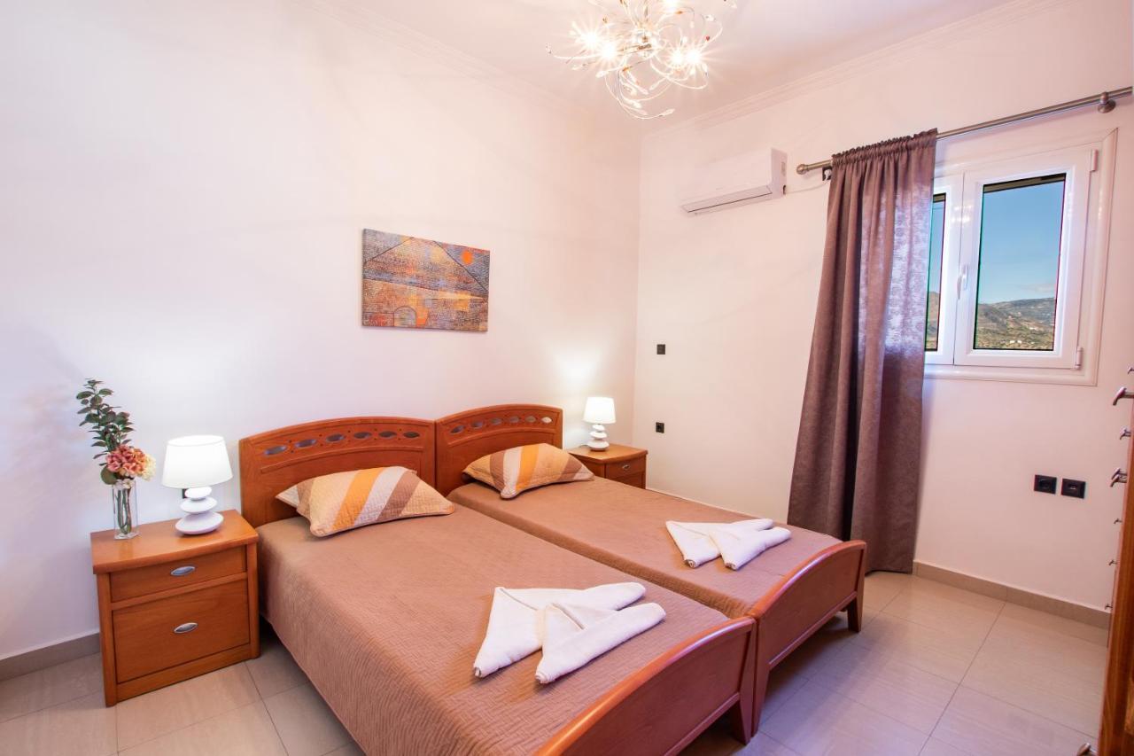Divine Apartment Карпатос Екстериор снимка