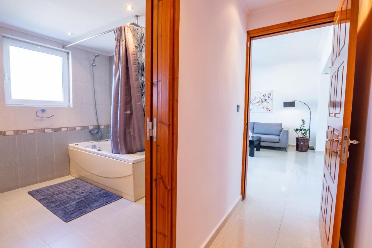 Divine Apartment Карпатос Екстериор снимка